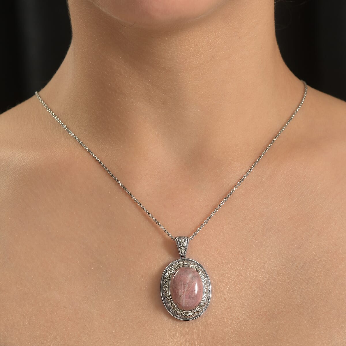 Rhodonite 21.65 ctw Pendant Necklace in Stainless Steel 20 Inches image number 2