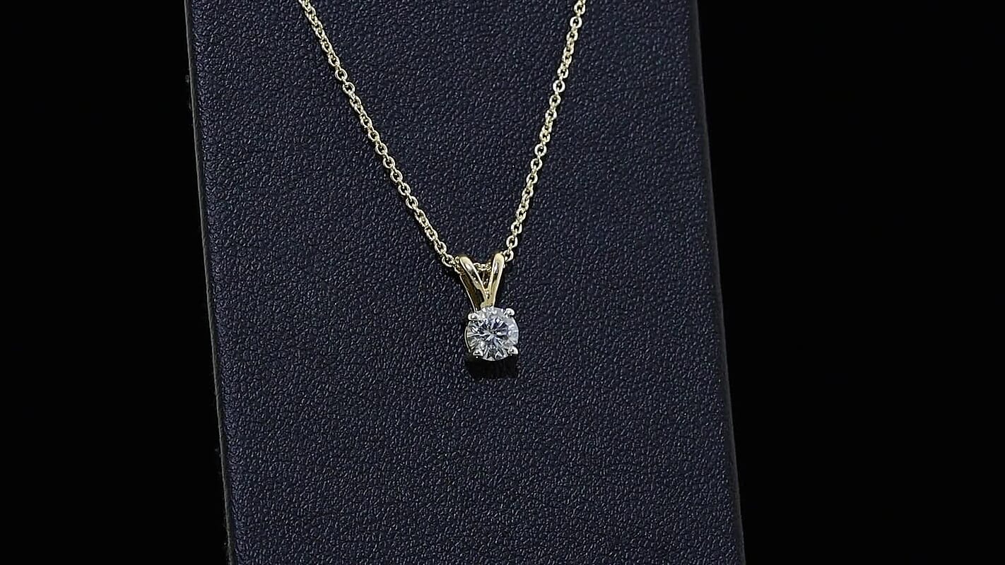 Luxuriant Lab Grown Diamond E-F VS 0.50 ctw Pendant Necklace in 14K Yellow Gold 20 Inches