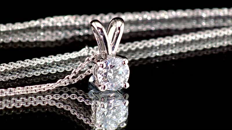 Luxuriant Lab Grown Diamond E-F VS 0.50 ctw Solitaire Pendant Necklace in 950 Platinum 20 Inches