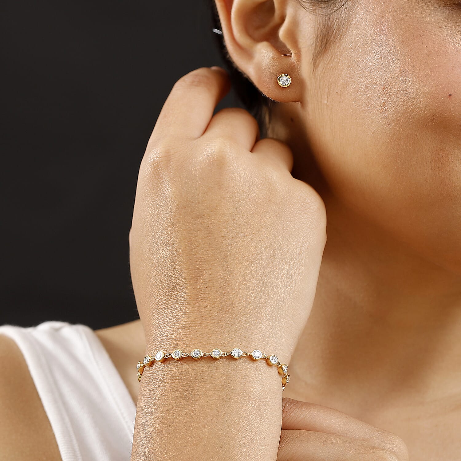 Luxuriant Lab Grown Diamond G-H SI 3.00 ctw Bracelet (8.0In) and Solitaire Stud Earrings in 18K Vermeil Yellow Gold Over Sterling Silver 