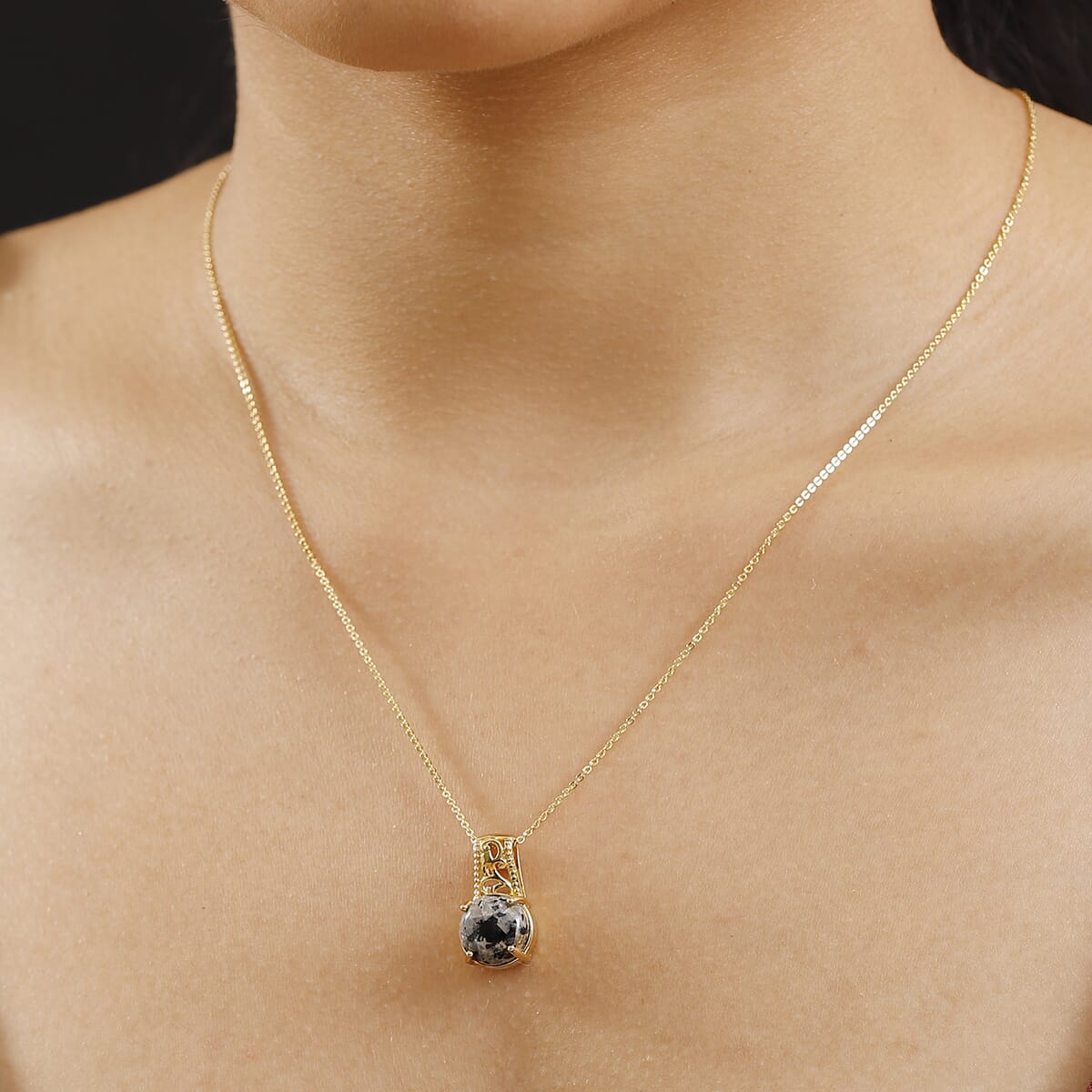 Natural Yooperlite 4.00 ctw Eldoria Glow Pendant Necklace in 18K Vermeil Yellow Gold Over Sterling Silver 20 Inches with Free UV Flash Light image number 2