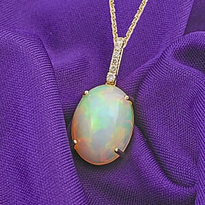 Certified & Appraised Luxoro AAA Ethiopian Welo Opal and G-H I2 Diamond 6.94 ctw Pendant Necklace in 10K Yellow Gold 18 Inches
