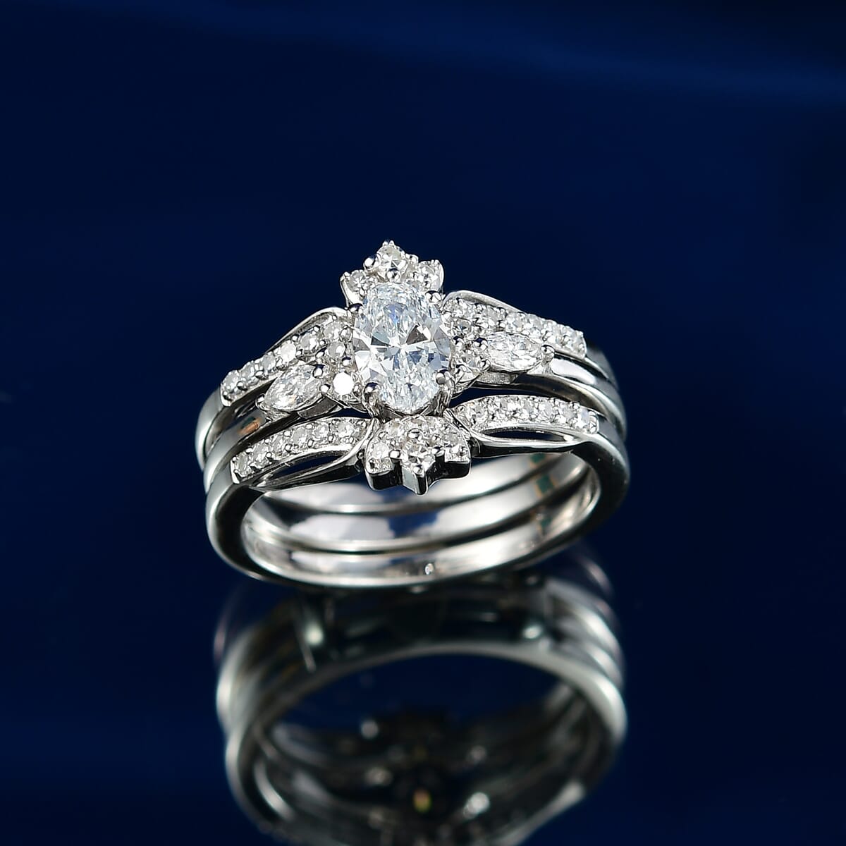 Set of 2 Luxuriant Lab Grown Diamond E-F VS 0.90 ctw Starlight Crown Ring in Rhodium Over Sterling Silver (Size 9.00) image number 1