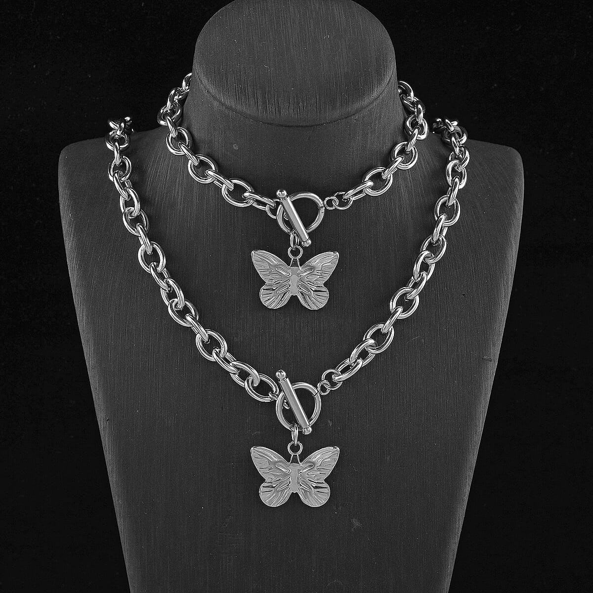 2pcs Set - Beautiful Butterfly Charm Bracelet (8.0In) and Necklace 24 Inches in Stainless Steel image number 1