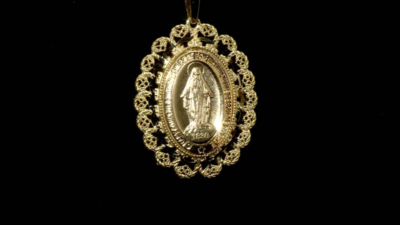 Mary Pendant Necklace in 14K Yellow Gold 18 Inches 7.93 Grams