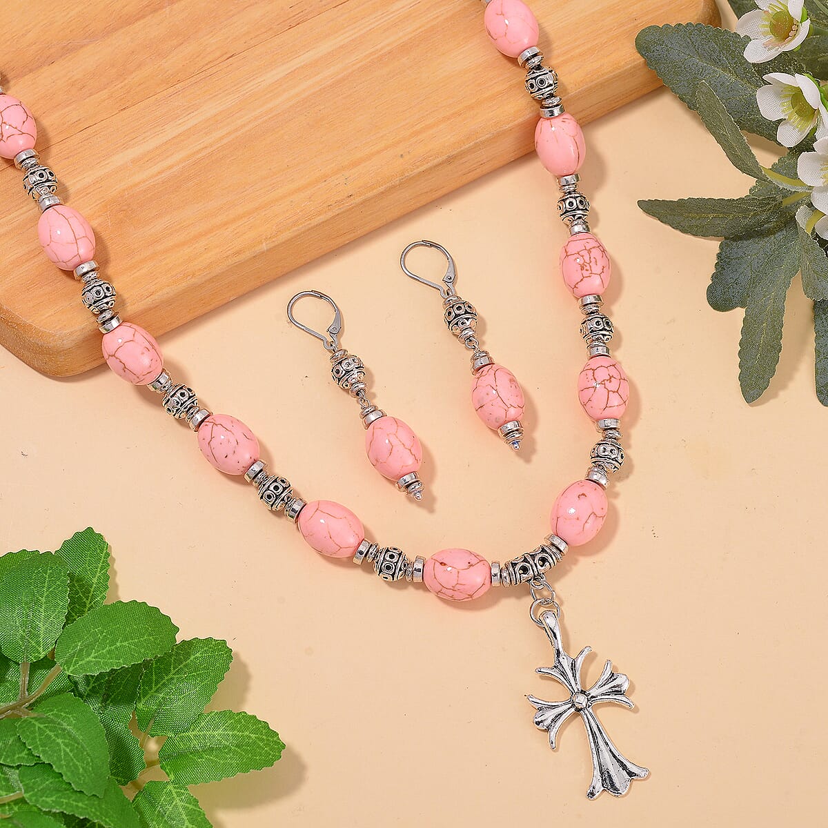 Constituted Almandine 200.00 ctw Necklace 18-20 Inches and Earrings in Silvertone and Stainless Steel image number 1