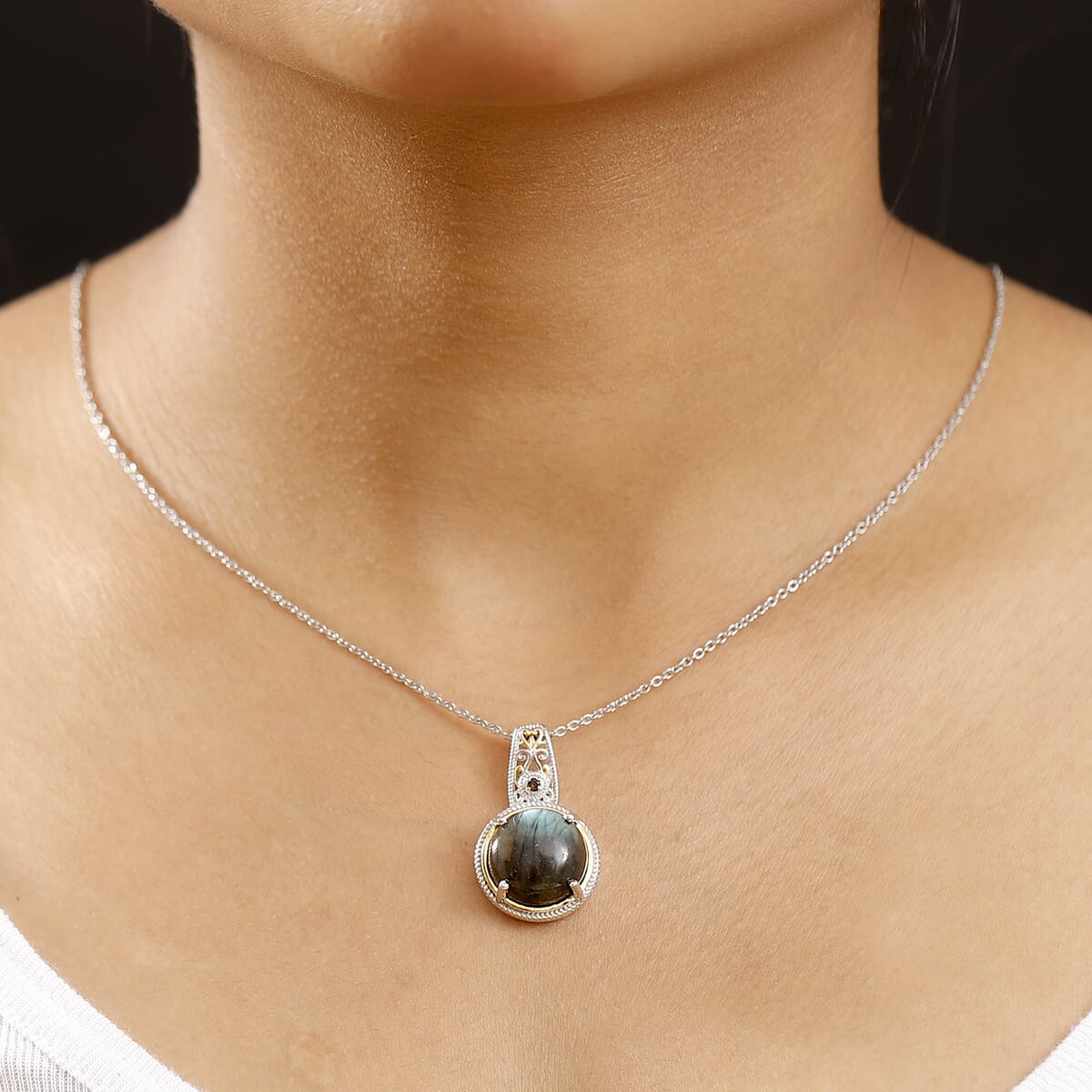 Malagasy Labradorite and Brazilian Smoky Quartz 15.15 ctw Pendant in 14K YG and Platinum Over Copper with Magnet and Stainless Steel Necklace (20 Inches) image number 2