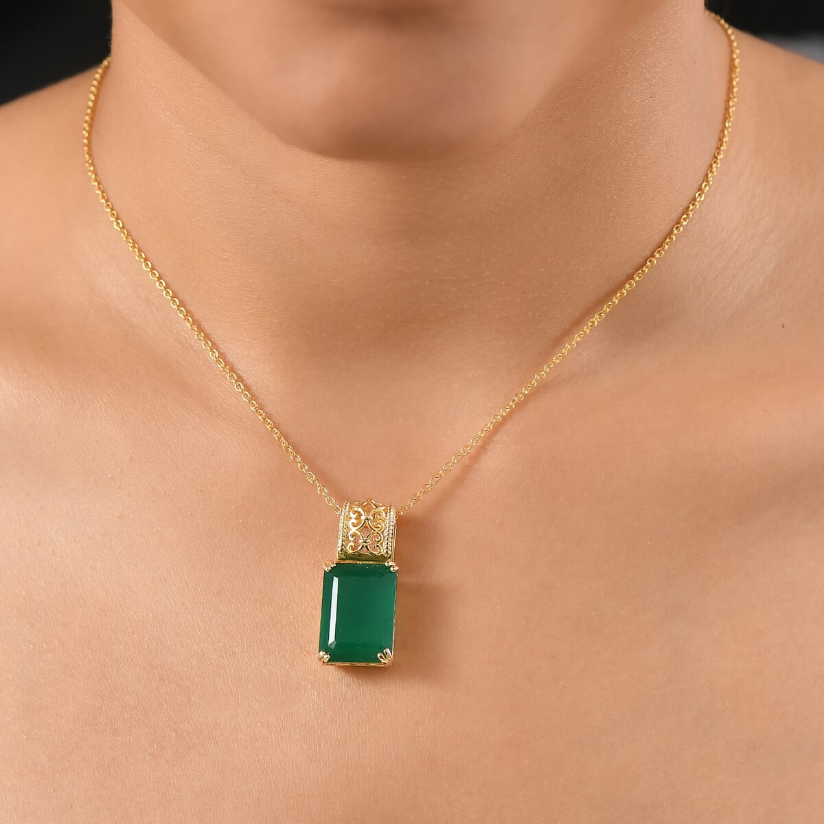 Karis Verde Onyx 13.90 ctw Art Deco Pendant in 18K YG Plated with ION Plated YG Stainless Steel Necklace 20 Inches image number 2