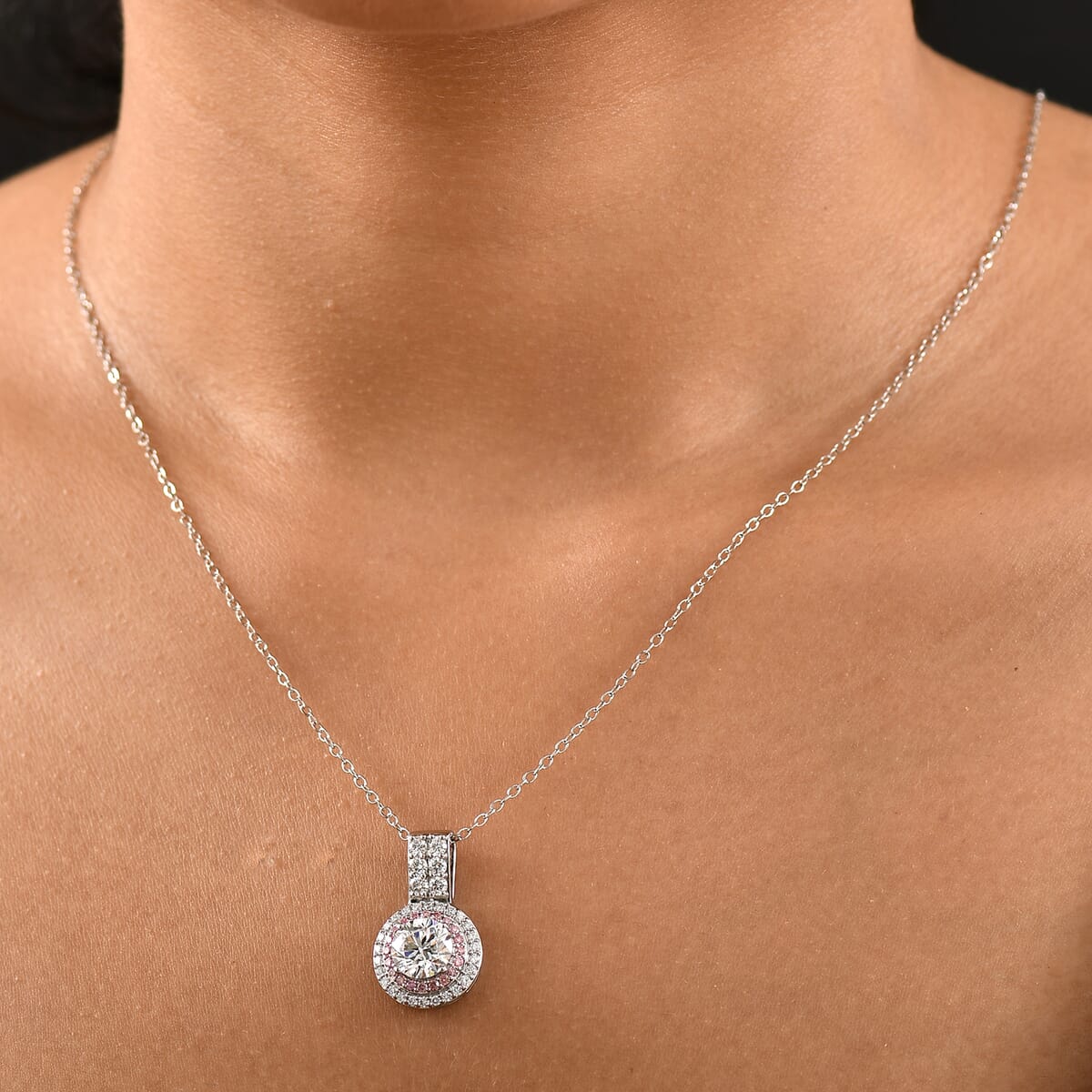IGI Certified Luxuriant Lab Grown White and Pink Diamond VS 2.90 ctw Radiant Halo Pendant Necklace in 950 Platinum 20 Inches 7.10 Grams image number 2