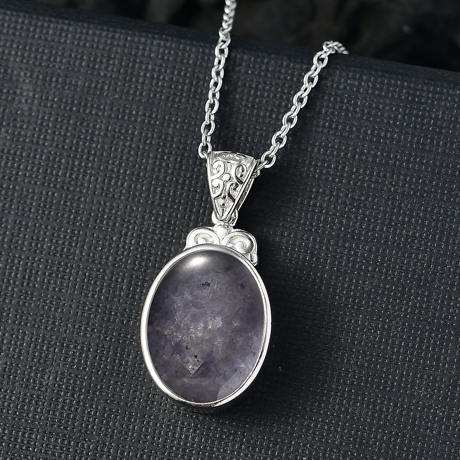 Tanzanite 7.00 ctw Pendant Necklace 20 Inches in Stainless Steel