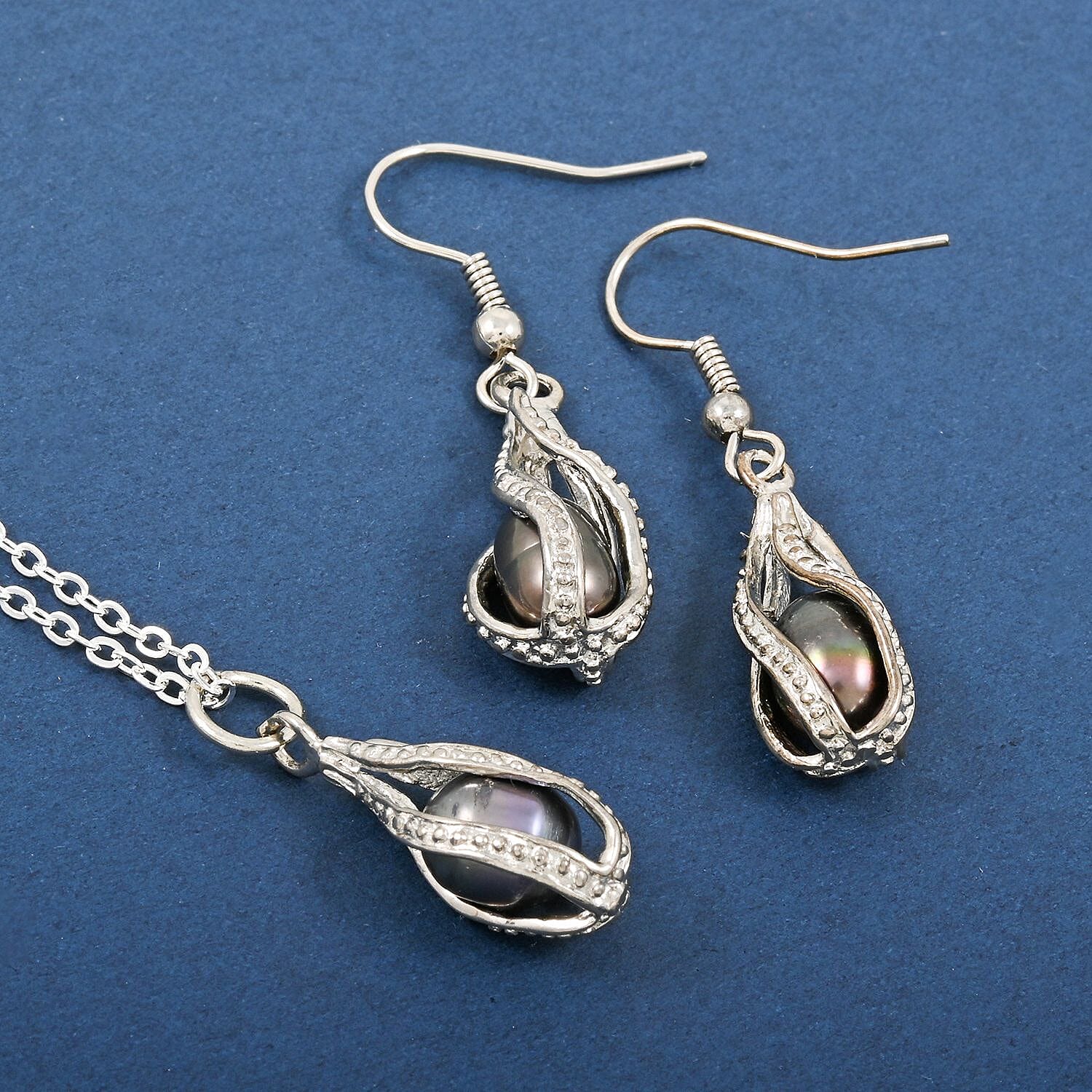 2 Piece Set - Freshwater Pearl Earrings and Pendant Necklace (18 Inches) in Silvertone