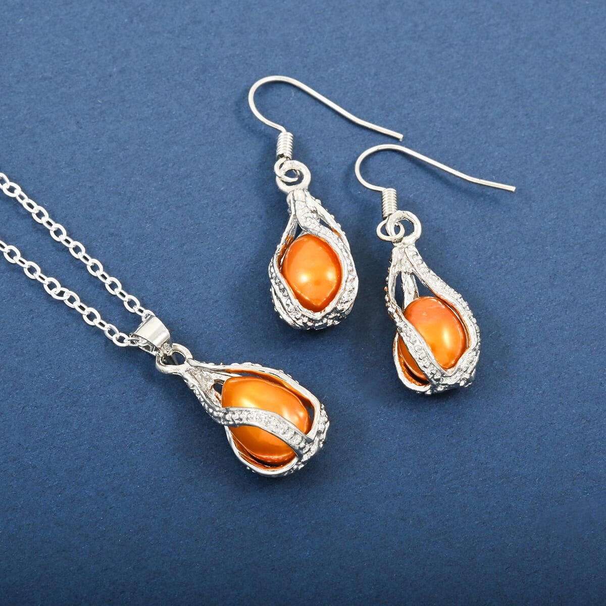 2 Piece Set - Freshwater Gold Pearl Earrings and Pendant Necklace 18 Inches in Silvertone image number 1