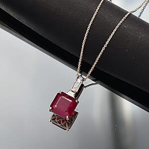 AAA Niassa Ruby (FF) and Luxuriant Lab Grown Diamond E-F VS 10.40 ctw Pendant Necklace in 10K Yellow Gold 20 Inches