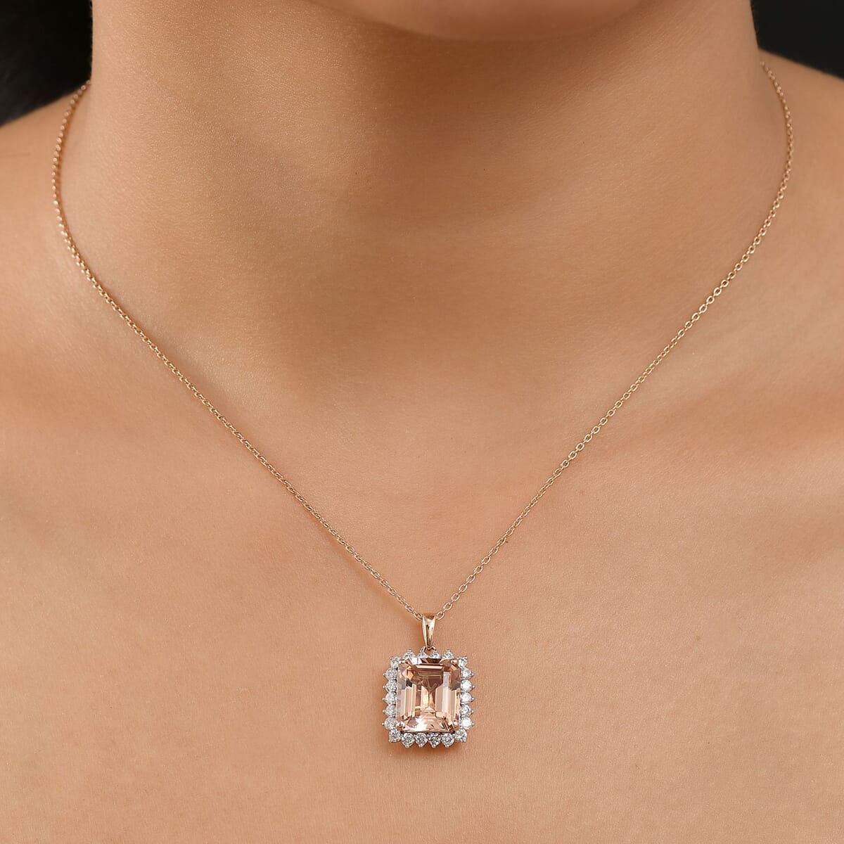 Certified & Appraised Luxoro AAA Marropino Morganite and G-H I2 Diamond 6.43 ctw Pendant Necklace in 10K Rose Gold 20 Inches (Del. in 10-15 Days) image number 2
