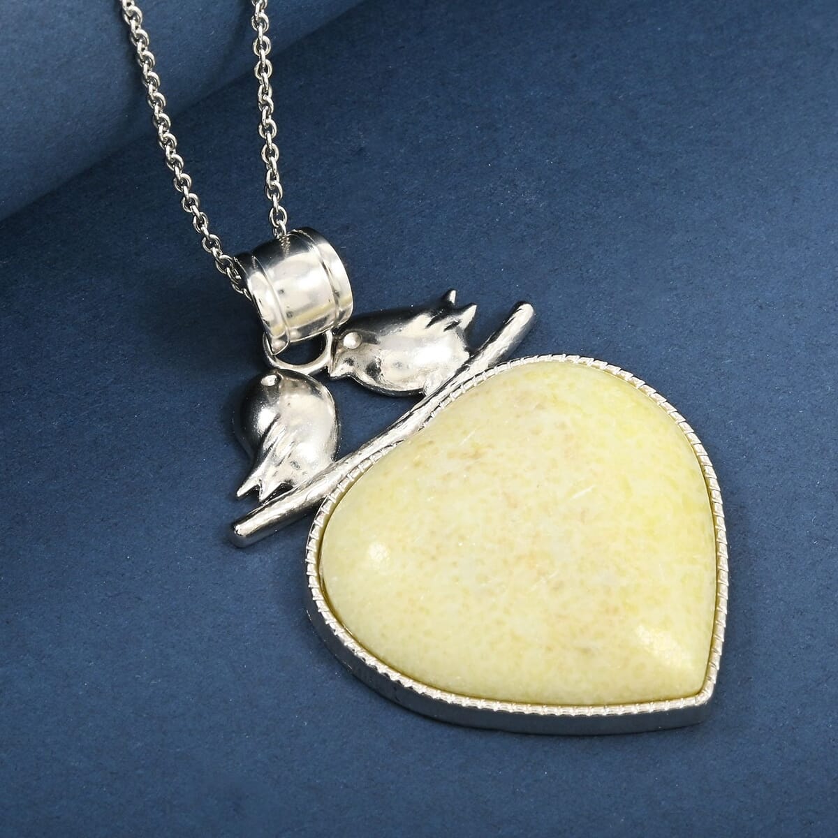Jasper 43.00 ctw Heart Pendant Necklace in Silvertone 20 Inches image number 1