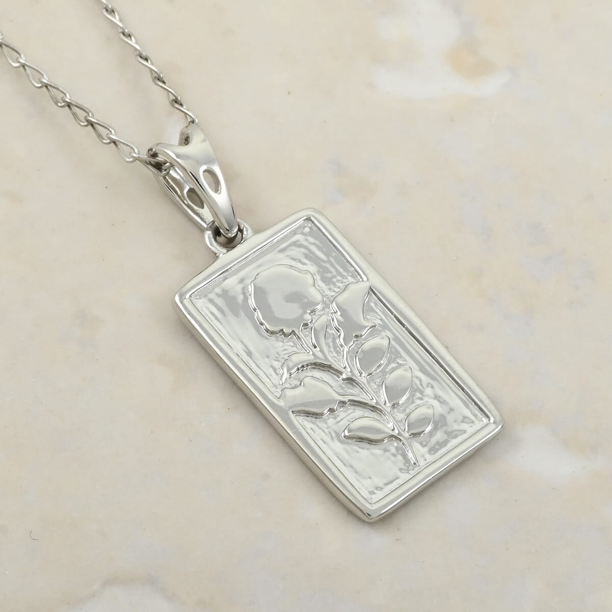 950 Platinum Rose Bar Pendant Necklace 20 Inches 6.2 Grams image number 1
