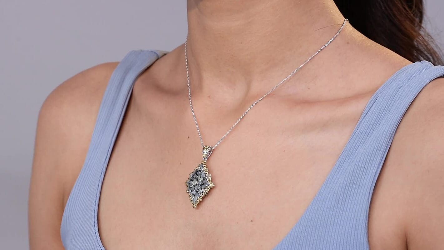 D'Joy Premium Narsipatnam Alexandrite 3.25 ctw Pendant Necklace 20 Inches in 18K Vermeil YG and Rhodium Over Sterling Silver