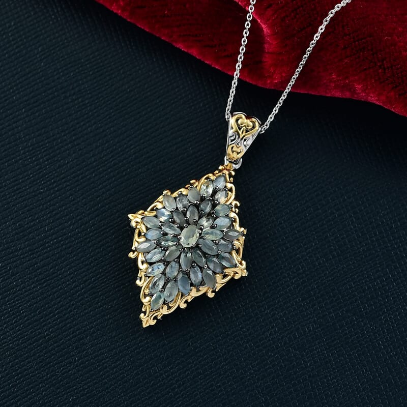 D'Joy Premium Narsipatnam Alexandrite 3.25 ctw Victorian Era Pendant Necklace 20 Inches in 18K Vermeil YG and Rhodium Over Sterling Silver