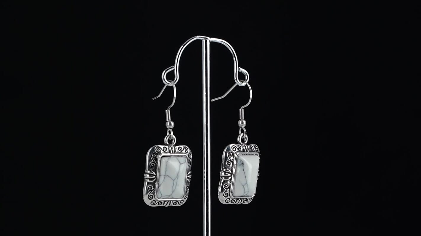 3pcs Set - White Howlite Earrings, Bracelet (6.50-8.0In) and Necklace (20 Inches) in Silvertone 150.00 ctw