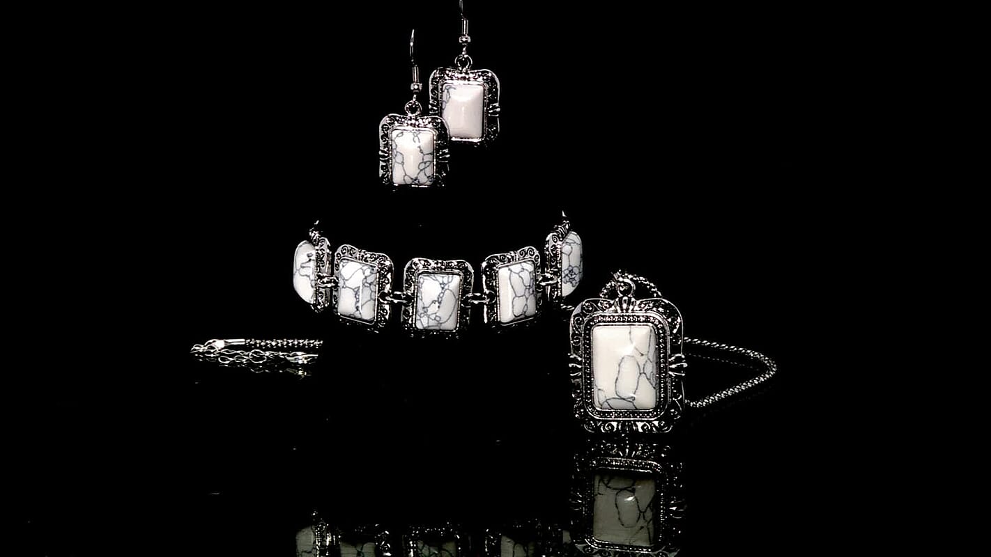 3pcs Set - White Howlite Earrings, Bracelet (6.50-8.0In) and Necklace (20 Inches) in Silvertone 150.00 ctw