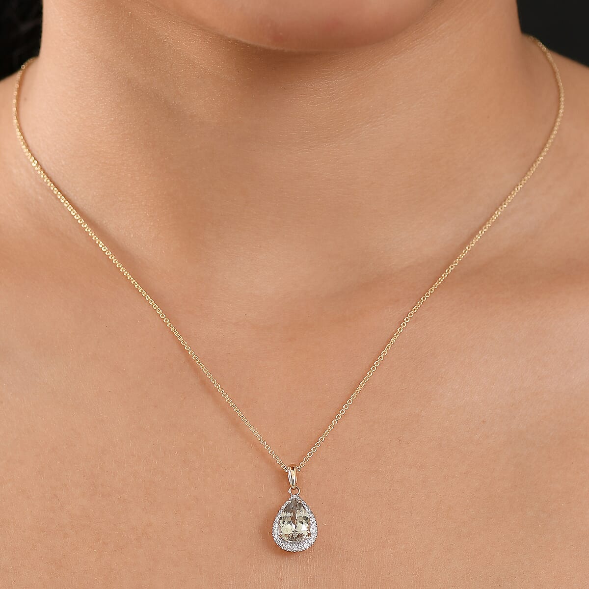 Certified & Appraised Luxoro AAA Turkizite and G-H I2 Diamond 2.57 ctw Pendant Necklace in 14K Yellow Gold 20 Inches image number 2