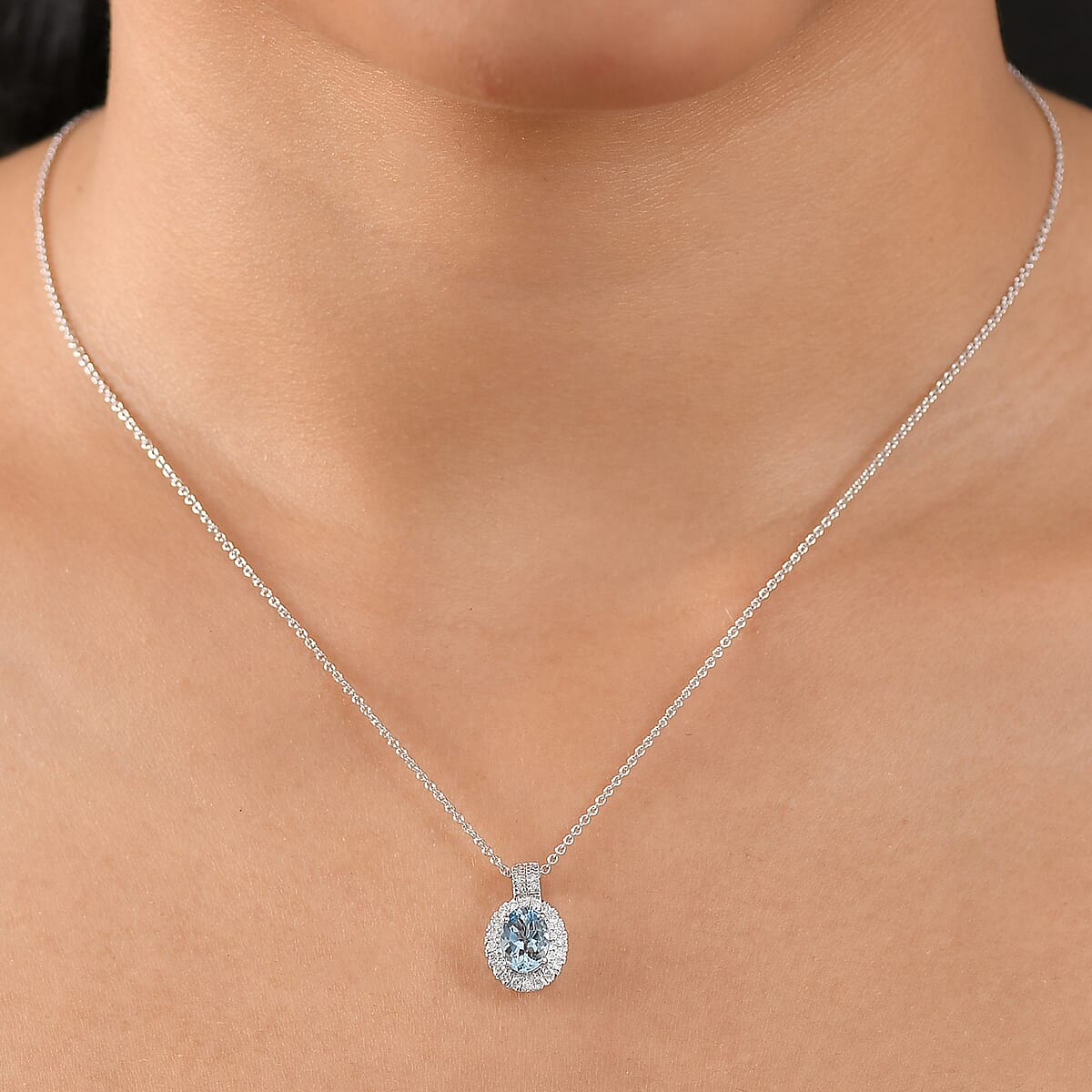Certified & Appraised Luxoro AAA Santa Maria Aquamarine and G-H I2 Diamond 1.28 ctw Pendant Necklace in 14K White Gold 20 Inches image number 2