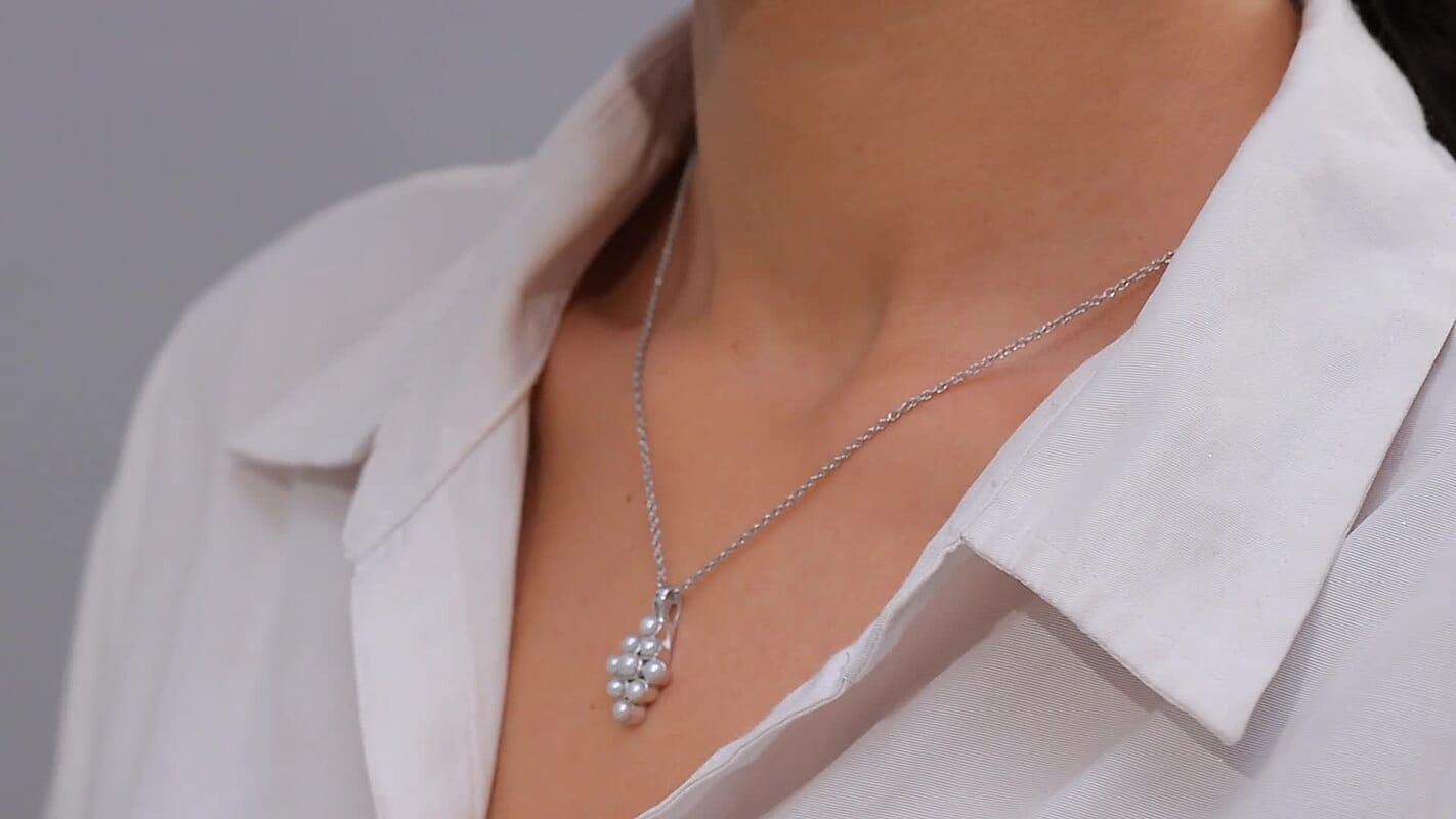 D'Joy Freshwater Pearl Nine Moons Pendant Necklace 20 Inches in Platinum Over Sterling Silver