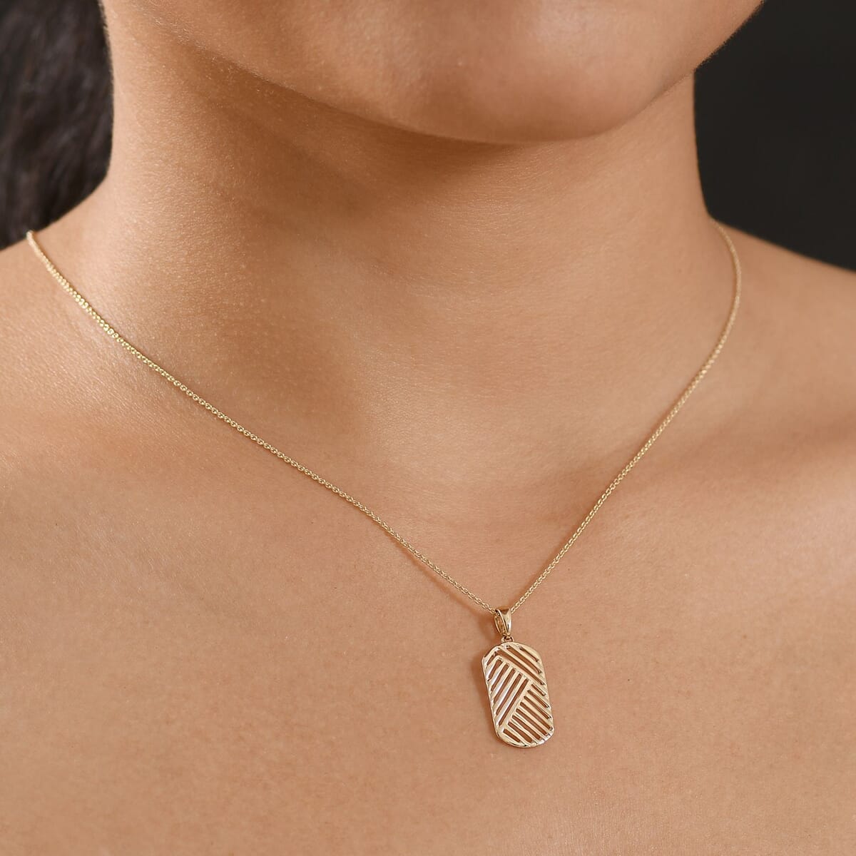 Dogtag Pendant Necklace in 10K Yellow Gold 2.85 Grams 20 Inches image number 2