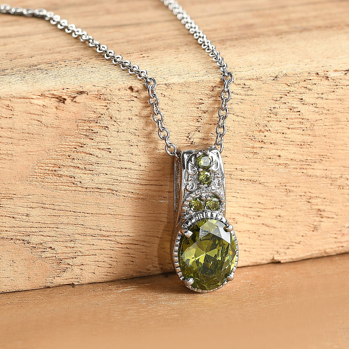 Simulated Green Diamond 4.60 ctw Pendant Necklace in Stainless Steel 20 Inches image number 1