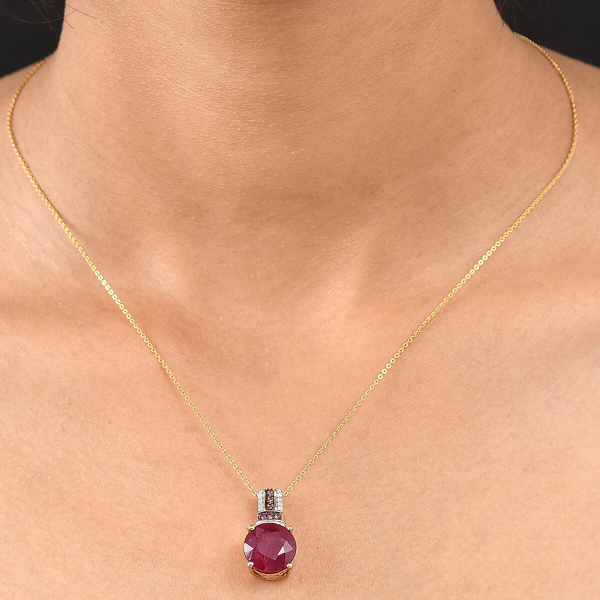 D'Joy Premium Niassa Ruby (FF) and Multi Gemstone 10.10 ctw Crimson Flower Pendant Necklace in 18K Vermeil Yellow Gold Over Sterling Silver 20 Inches image number 2