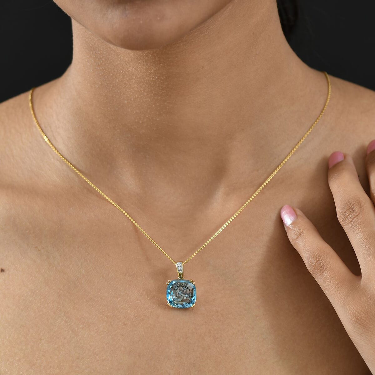 GP Celestial Dream Collection Sky Blue Topaz and White Zircon 8.85 ctw Pendant Necklace 20 Inches in 18K Vermeil Yellow Gold Over Sterling Silver image number 3