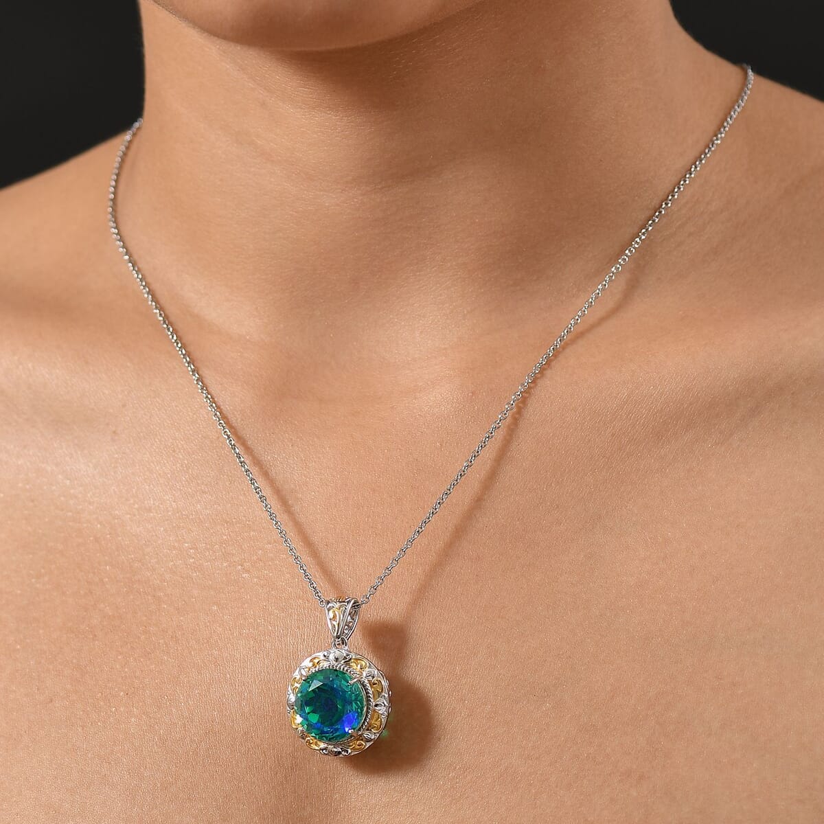 Ever True Peacock Quartz (Triplet) 11.65 ctw Royal Peacock Crest Two-Tone Pendant in 18K YG Plated and Platinum Bond with Stainless Steel Necklace 20 Inches image number 2