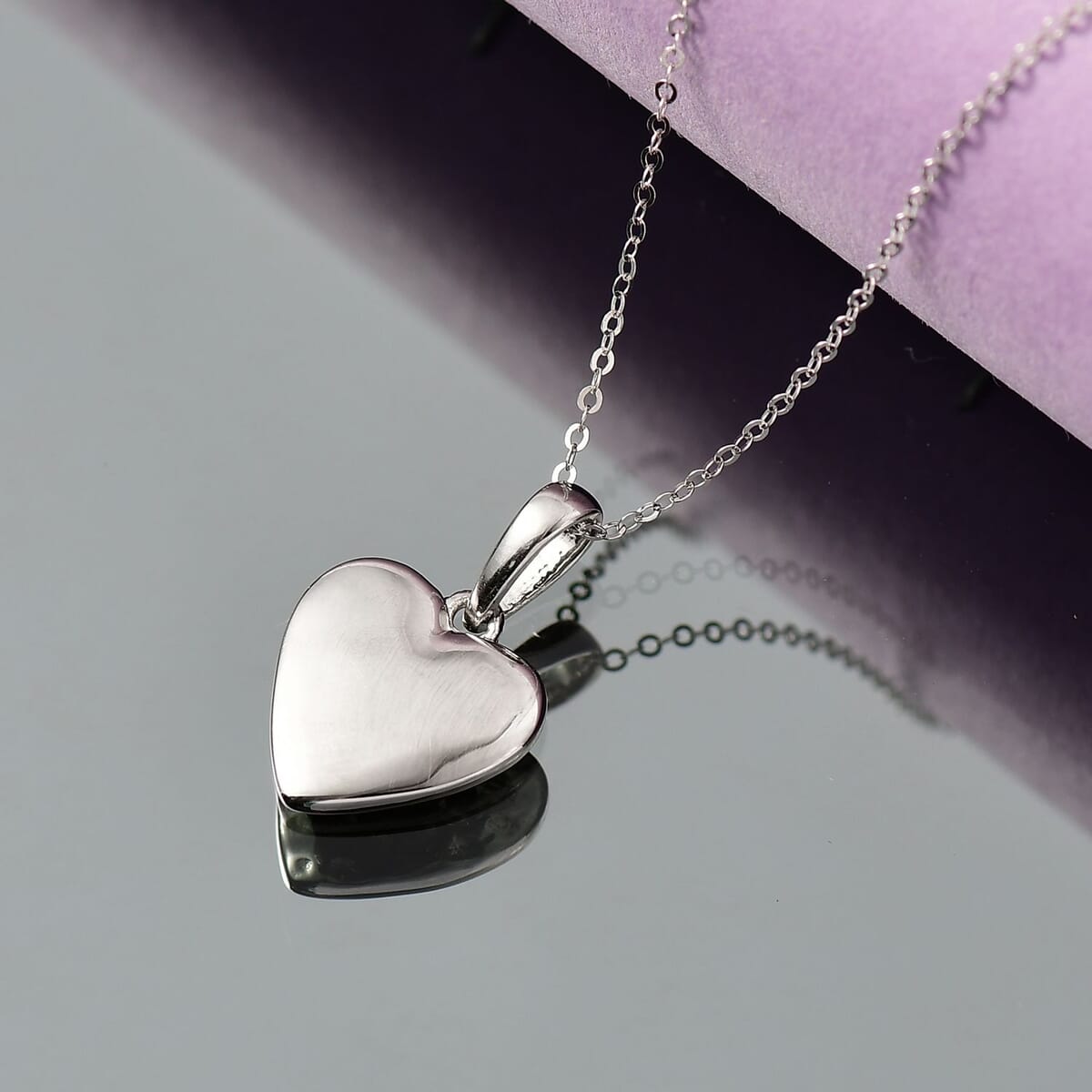 Rhapsody 950 Platinum Heart Pendant Necklace 18 Inches 5.34 Grams image number 1