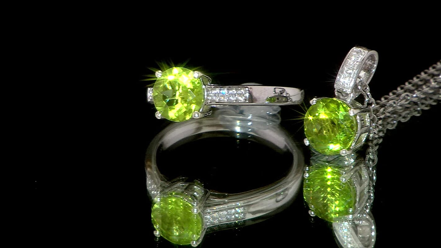 D'Joy Peridot, Moissanite Ring (Size 5.0) and Pendant in Rhodium Over Sterling Silver with Stainless Steel Necklace (20 Inches) 3.15 ctw