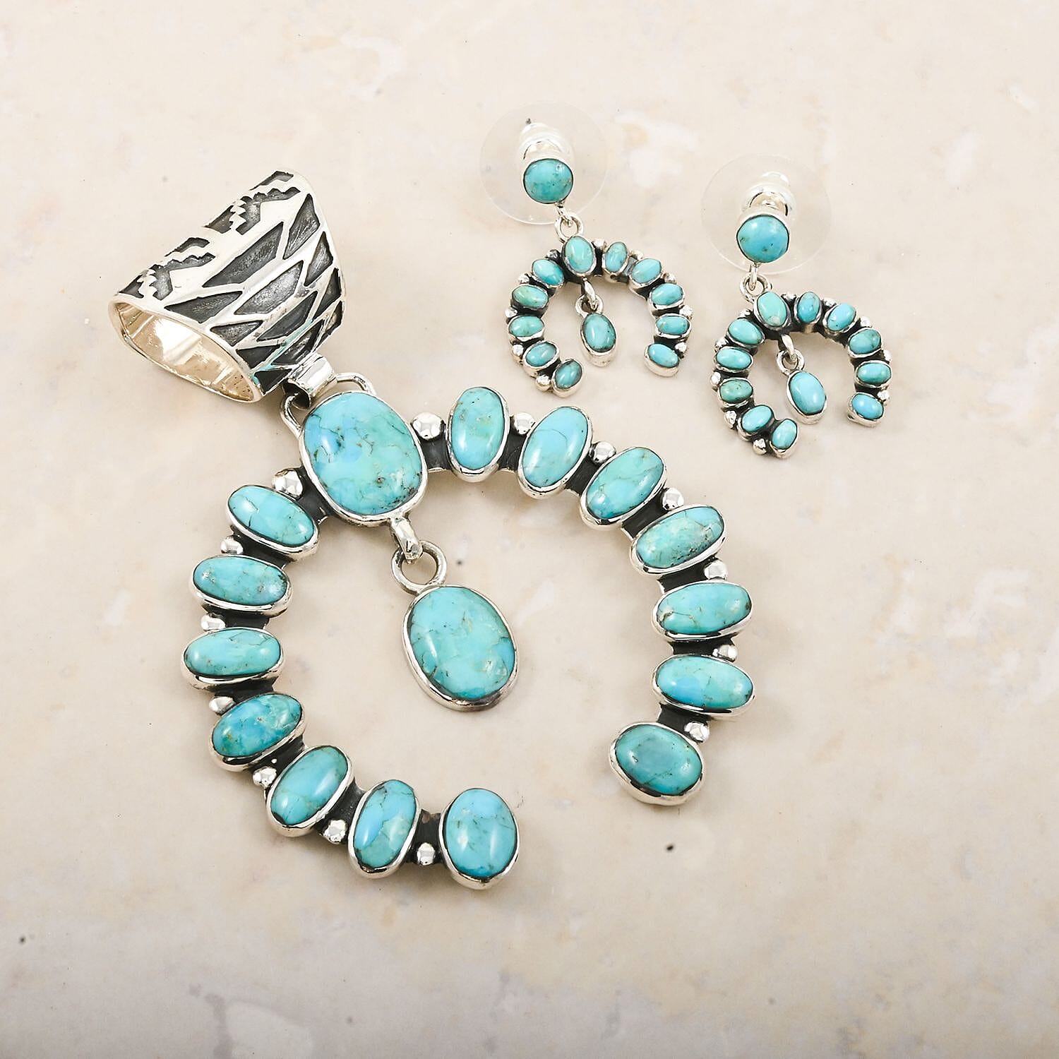 Kingman Turquoise - Product card gallery slide 2 (9432876417279)