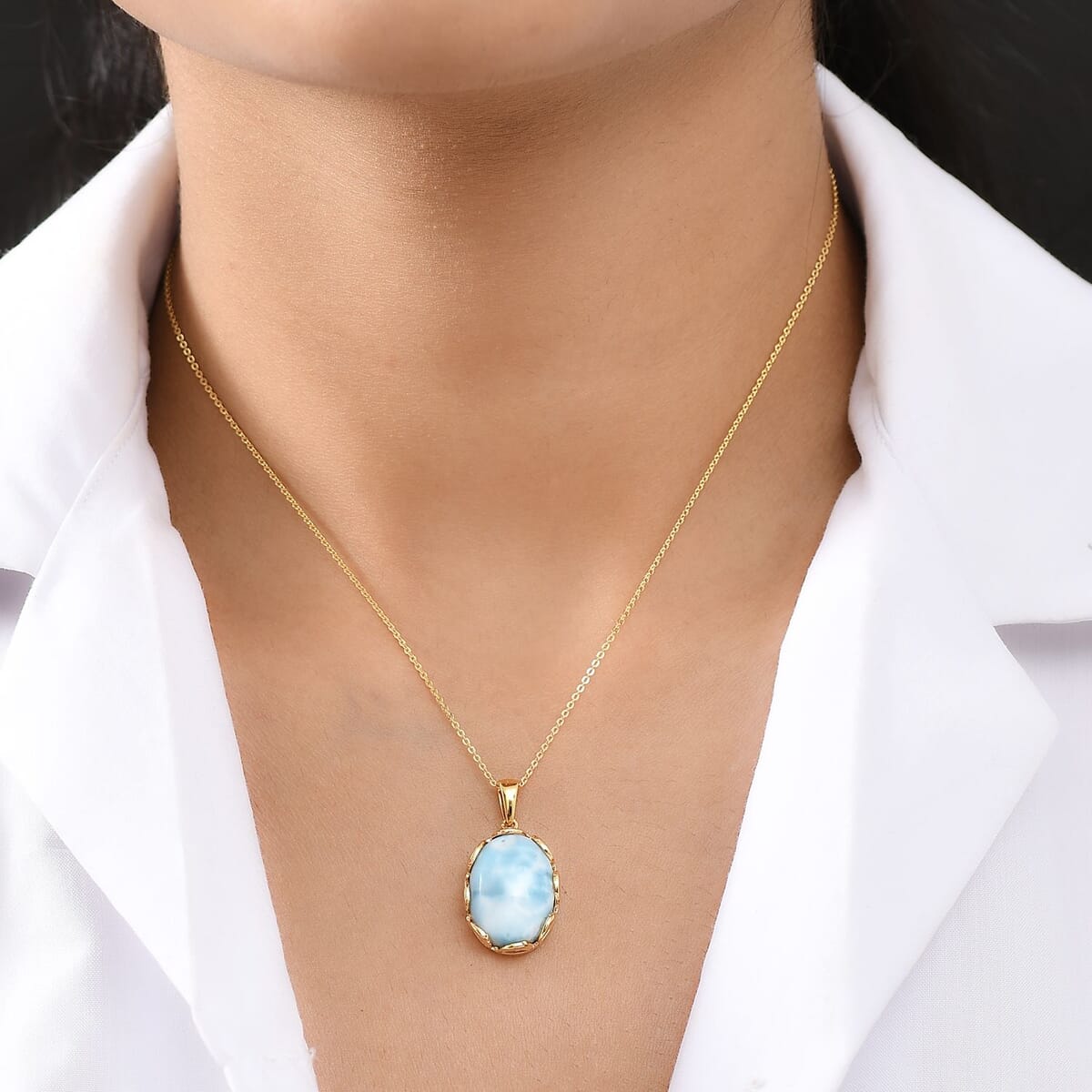 D'Joy Larimar 14 ctw Tidal Crown Pendant Necklace 20 Inches in 18K Vermeil Yellow Gold Over Sterling Silver image number 2