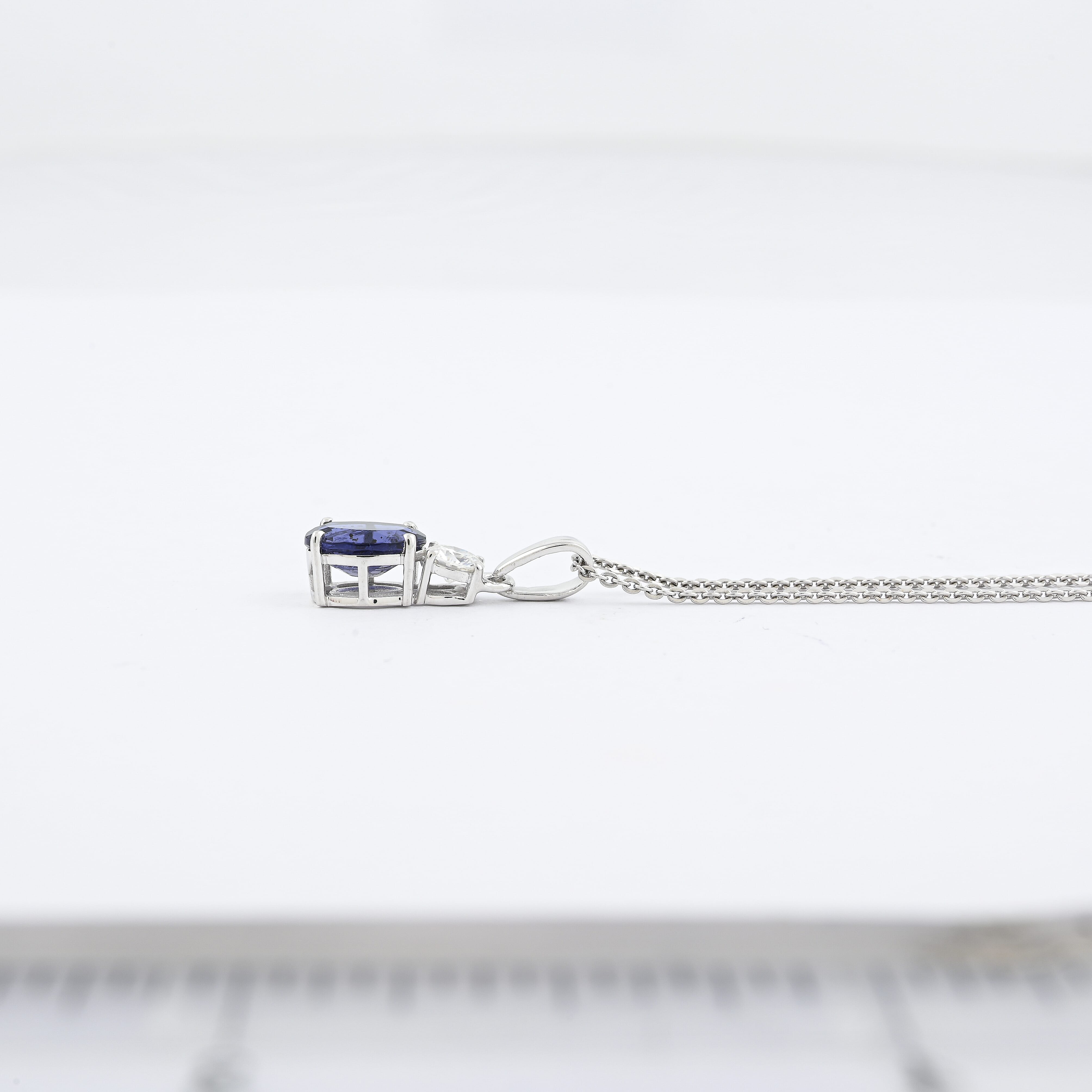 Default Title - Product card gallery slide 3 (9432886247679)