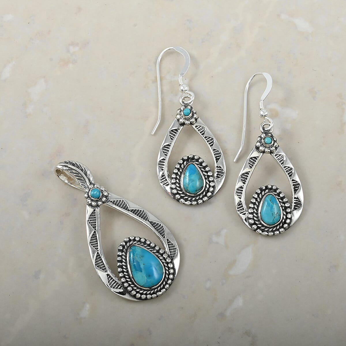 Santa Fe Style Kingman Turquoise Pendant without Chain and Earrings in Sterling Silver 7.00 ctw image number 1