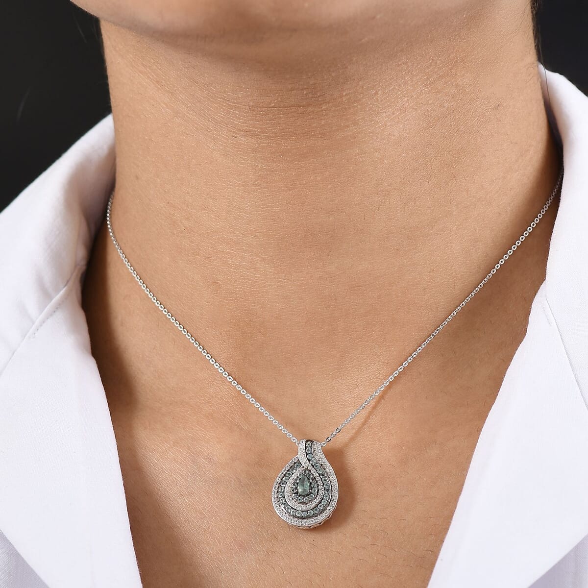 D’Joy Narsipatnam Alexandrite and White Zircon   1.50 ctw Wave of Illusion Pendant Necklace 20 Inches in Rhodium Over Sterling Silver  image number 2