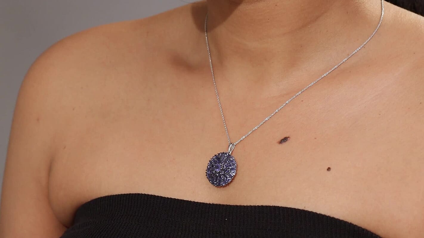 D'Joy Premium Catalina Iolite 4.80 ctw Starflare Pendant Necklace in Rhodium Over Sterling Silver 20 Inches