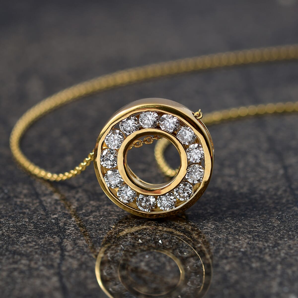 Luxuriant Lab Grown Diamond E-F VS 1.00 ctw Circle Pendant Necklace 20 Inches in 18K Vermeil Yellow Gold Over Sterling Silver image number 1