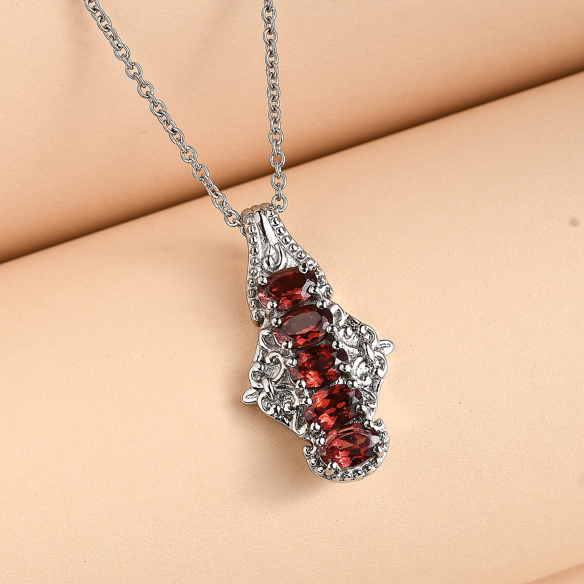 EverTrue Mozambique Garnet 3.00 ctw Pendant Necklace in Stainless Steel 20 Inches image number 1