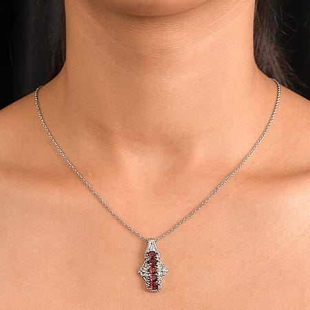 Mozambique Garnet - Product card gallery slide 3 (10176690454841)
