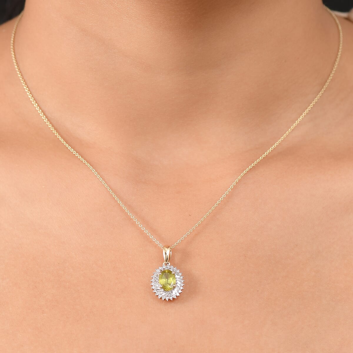 Luxoro Premium Sava Sphene and I2 Diamond 1.70 ctw Pendant Necklace in 10K Yellow Gold 20 Inches image number 2