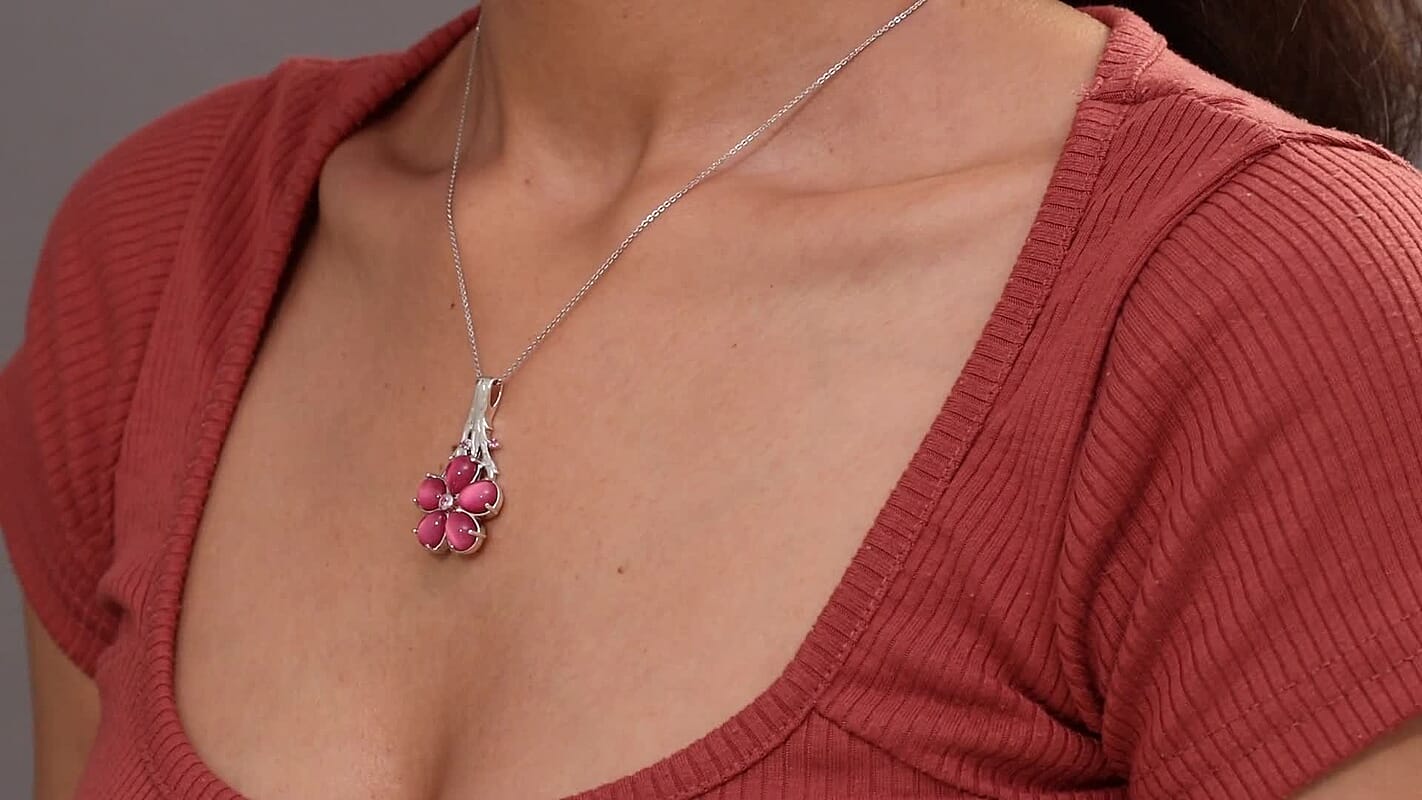 GP Mulberry Moonstone and Madagascar Pink Sapphire 10.15 ctw Pendant Necklace in Rhodium Over Sterling Silver 18 Inches