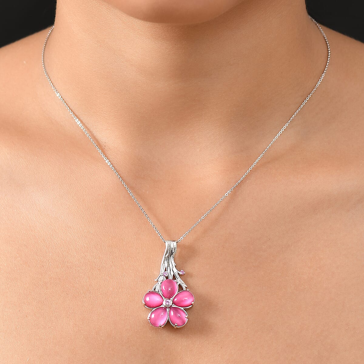 GP Mulberry Moonstone and Madagascar Pink Sapphire 10.15 ctw Pendant Necklace in Rhodium Over Sterling Silver 18 Inches  image number 2