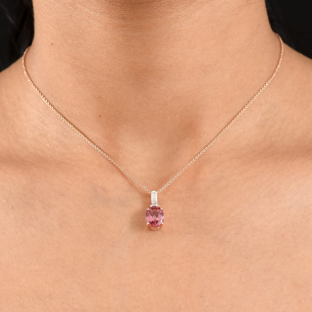 Luxoro Red Apatite and G-H I2 Diamond 3.00 ctw Firelight Crown Pendant Necklace in 10K Rose Gold 20 Inches image number 2