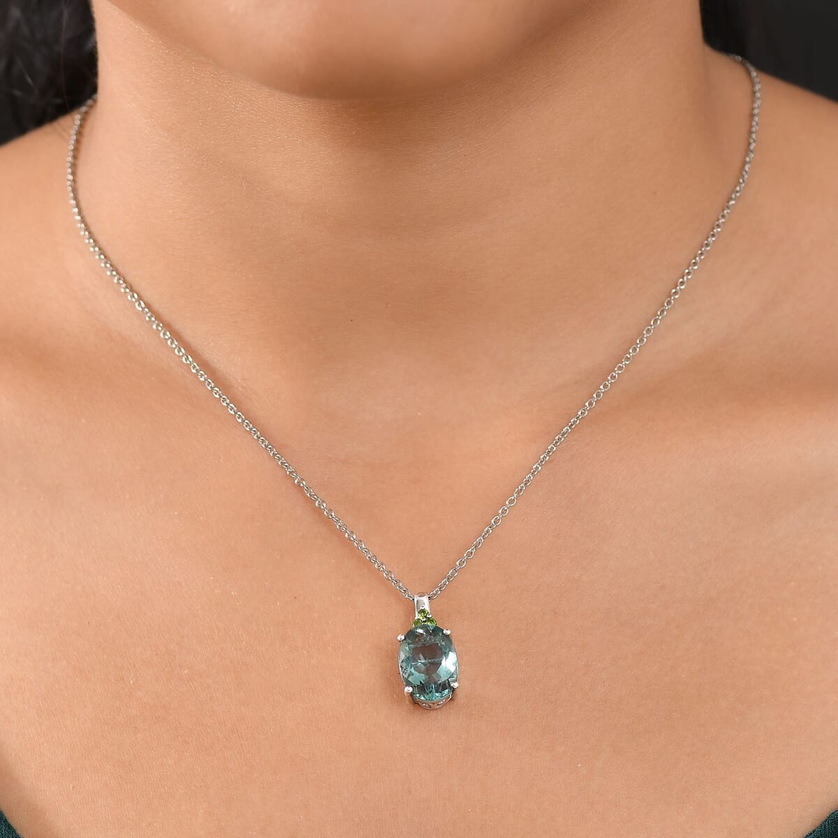 D'Joy Dean Teal Fluorite (IR) and Chrome Diopside Bubbles 6.90 ctw Pendant Necklace in Platinum Over Sterling Silver 20 Inches image number 2
