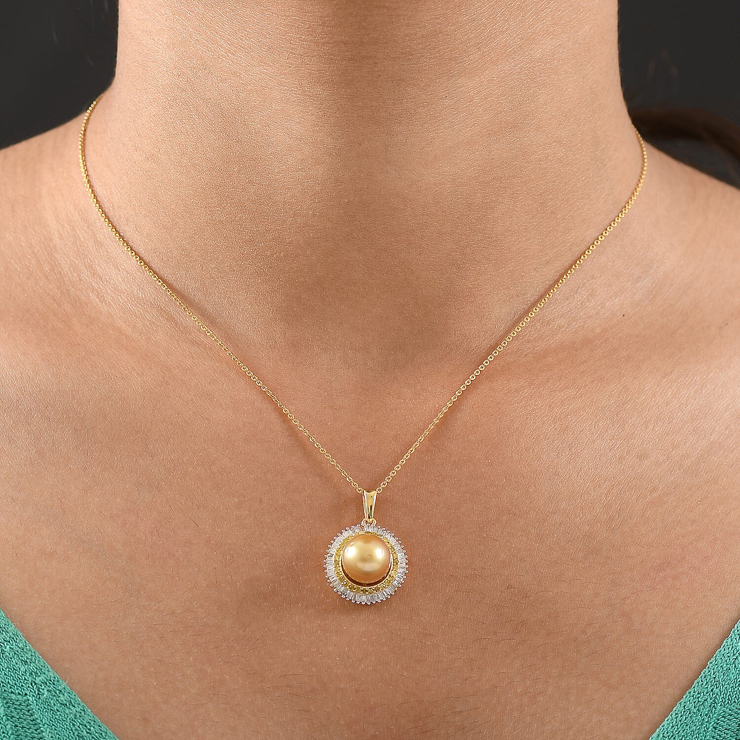 South Sea Pearl & Yellow Diamond - Product card gallery slide 3 (10146300035355)