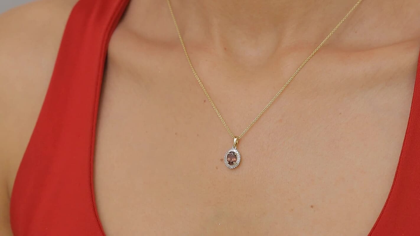 Luxoro AAA Madagascar Color Change Garnet and I2 Diamond 1.20 ctw Starry Bloom Pendant Necklace in 10K Yellow Gold 20 Inches